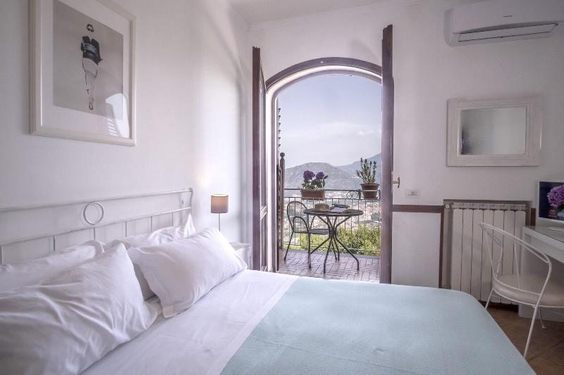 Villa Monica B&B Σορέντο Εξωτερικό φωτογραφία