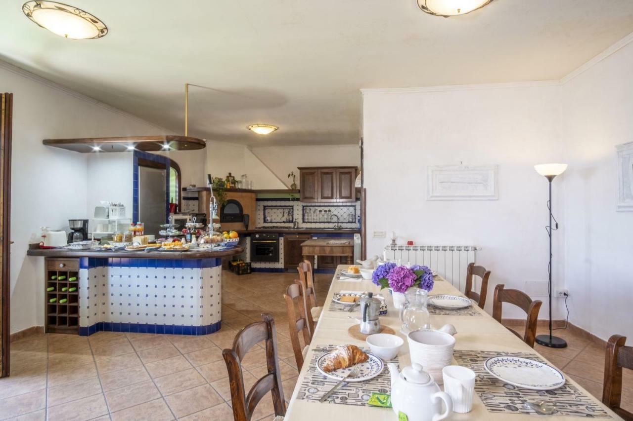 Villa Monica B&B Σορέντο Εξωτερικό φωτογραφία