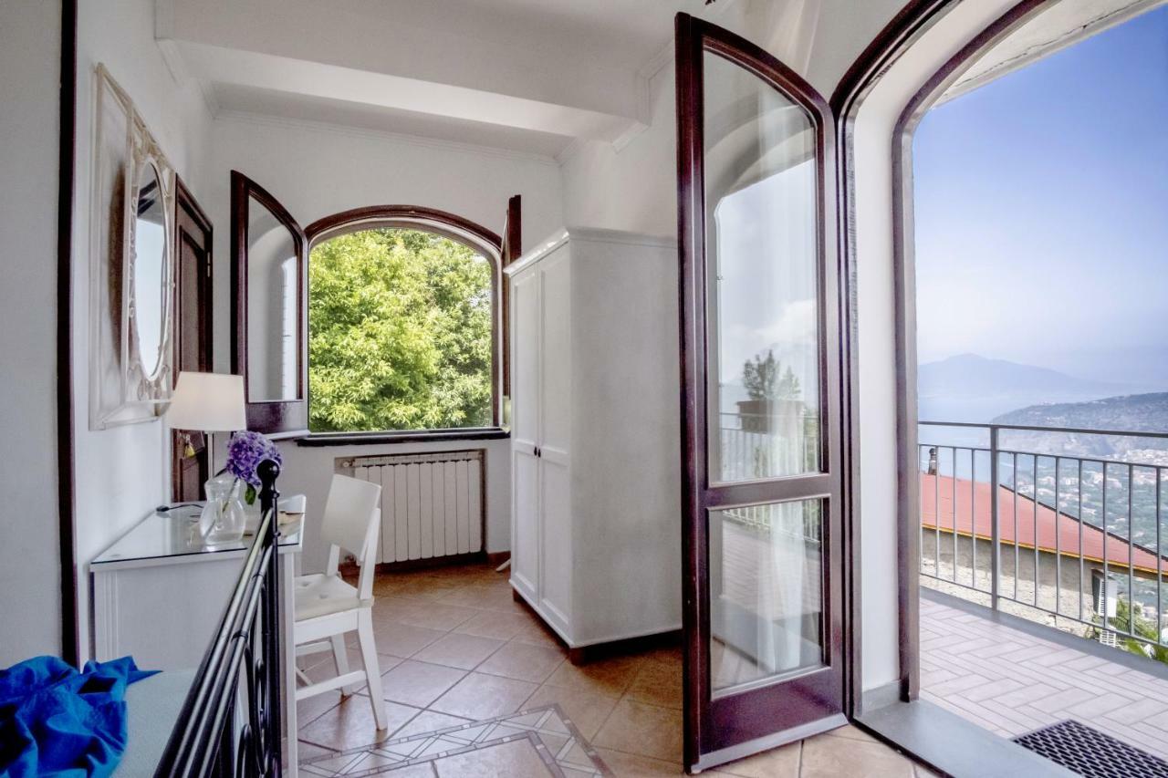 Villa Monica B&B Σορέντο Εξωτερικό φωτογραφία